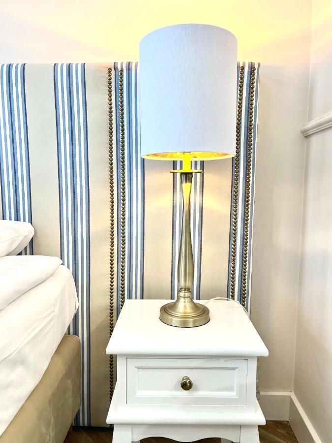 Apartamenty Kamienica Arte 4 ウストカ エクステリア 写真